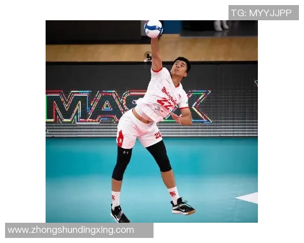 中国男排主攻手加盟意甲联赛,开启海外职业生涯 中国男排主攻手加盟意甲联赛,开启海外职业生涯