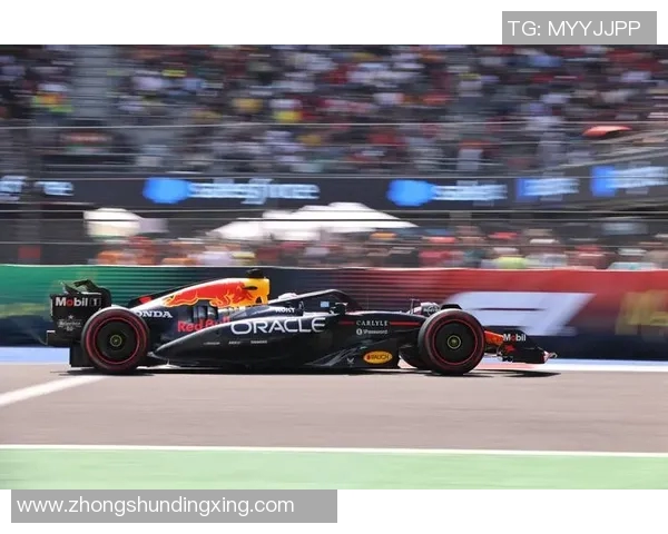 F1赛车手赛前准备与比赛策略制定的关键要素及执行方式分析